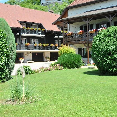 Auberge Du Roselet Duingt Eksteriør billede